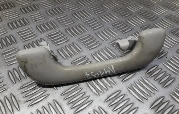 Nissan Qashqai Rear interior roof grab handle 8200003209