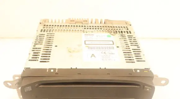 Nissan Primera CD/DVD changer 