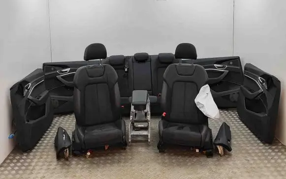 Audi Q8 Interior set 4KE864283A 4KE867133