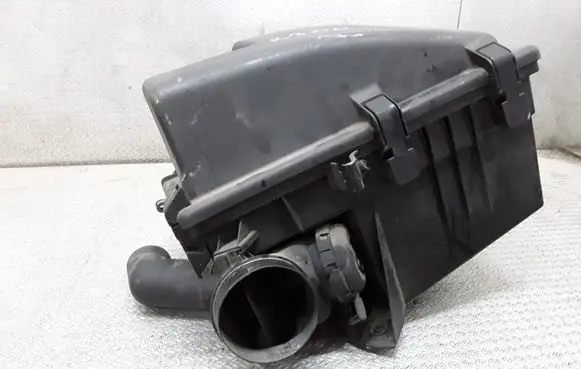 Volvo S80 Air filter box 9485860