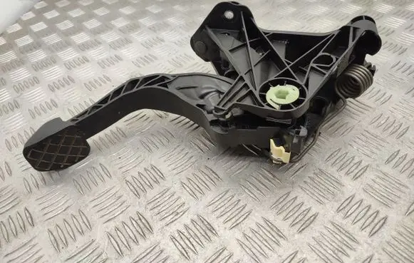 Skoda Octavia Mk3 (5E) Clutch pedal 5Q1721059HA