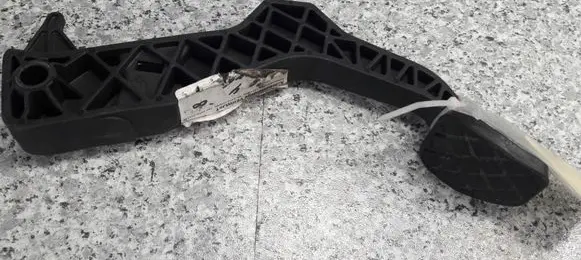 Audi A3 S3 8L Clutch pedal 1J1721321