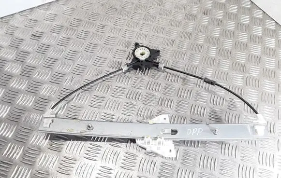 Mazda 6 Front window lifting mechanism without motor