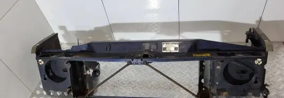 Land Rover Discovery Front piece kit 