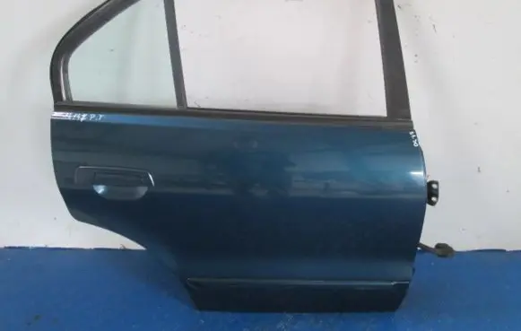 Mitsubishi Galant Rear door