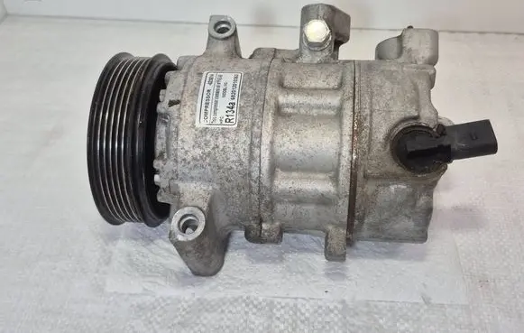 Volkswagen PASSAT B7 Air conditioning (A/C) compressor (pump) R134A 6820120103