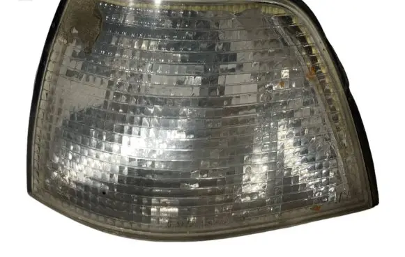 BMW 3 E36 Front indicator light 183272B