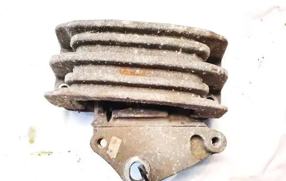 Ford Transit Engine mount bracket 3c117m124ad 3c11-7m124-ad