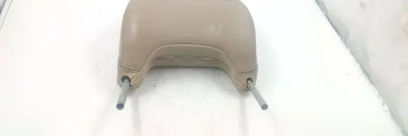 Volvo C70 Front seat headrest 