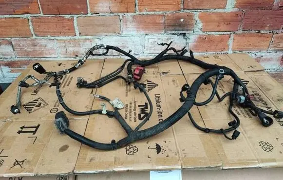 Ford Mondeo MK V Engine installation wiring loom DG9T-14A280-UT