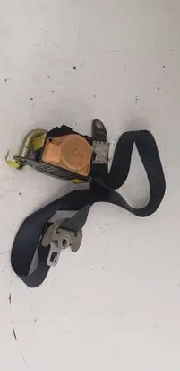Toyota Avensis Verso Front seatbelt 0431039