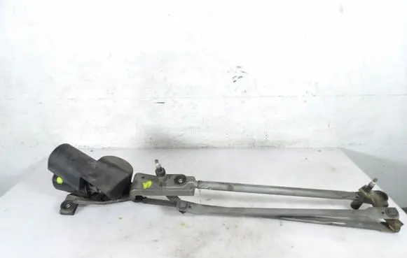 Ford Focus Front wiper linkage and motor 0390241362CEP