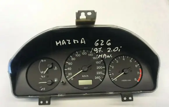 Mazda 626 Speedometer (instrument cluster) nr173