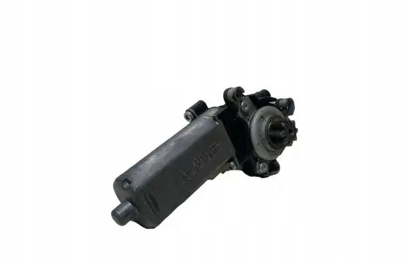 Mercedes-Benz R W251 Seat adjustment motor A0390203004