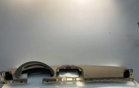 Mercedes-Benz E W211 Dashboard A2116800687 2116800687