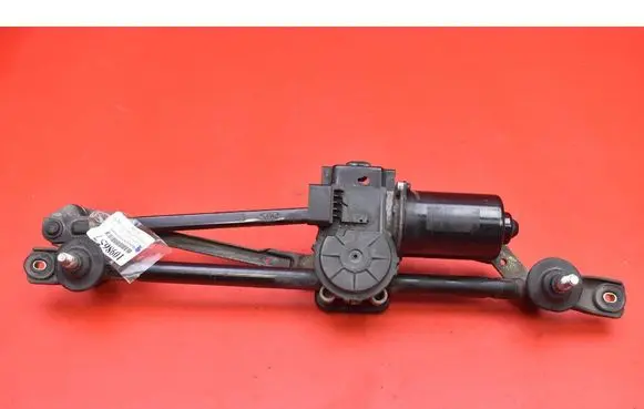 Hyundai Tucson JM Front wiper linkage and motor