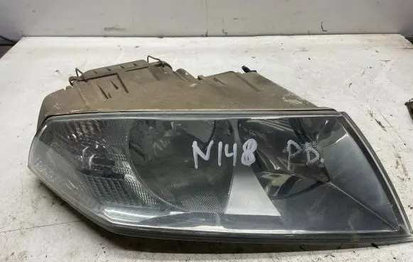 Skoda Octavia Mk2 (1Z) Headlight/headlamp