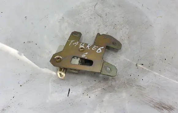 Volkswagen Touareg I Tailgate boot lock/latch motor 7L6827425