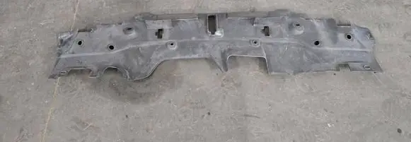 Jaguar XJ X350 Radiator trim 2W938C291 7002 C8C9A