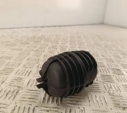BMW X5 E70 Turbo system vacuum part 7799790
