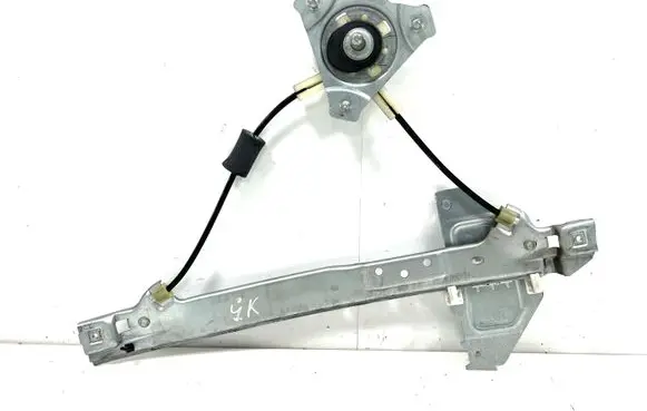 Rear door manual window regulator