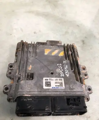 Hyundai Tucson IV NX4 Engine control unit/module 391992u600
