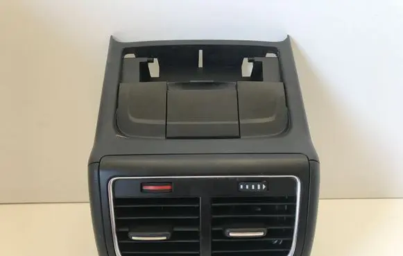 Audi A5 8T 8F Rear air vent grill 8K0819203D