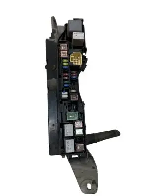 Toyota Corolla Verso AR10 Fuse box set