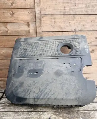 Volkswagen Golf V Engine cover (trim)