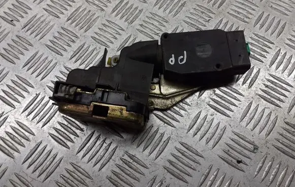 Volvo S40, V40 Front door lock
