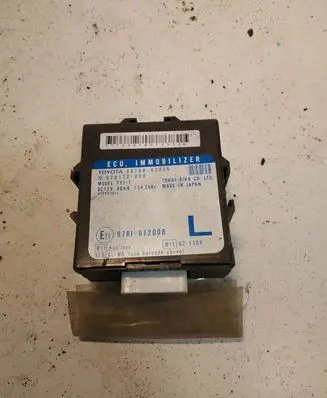 Toyota RAV 4 (XA20) Immobilizer control unit/module 8978042050
