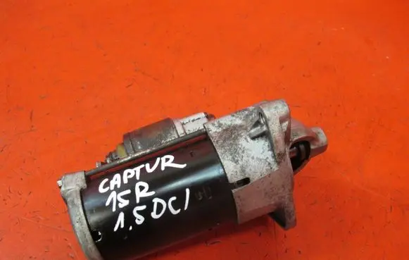 Renault Captur Starter motor 233007689R