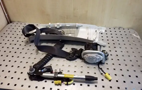 Honda Accord Front seatbelt CA235HR08