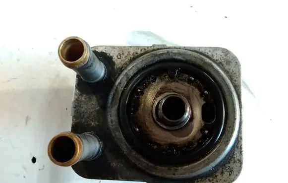 Audi A4 S4 B6 8E 8H Oil filter mounting bracket