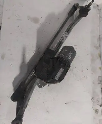 Audi A7 S7 4G Front wiper linkage and motor 4G8955023G