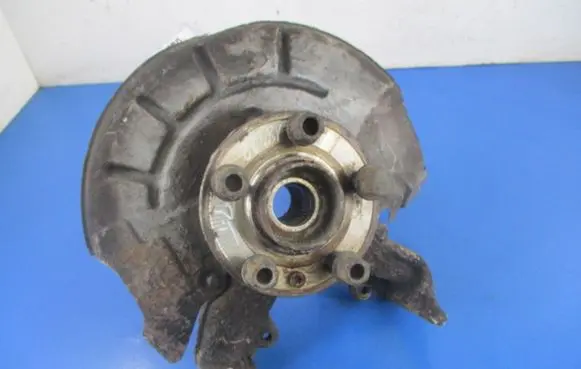 Volkswagen Fox Front wheel hub spindle knuckle