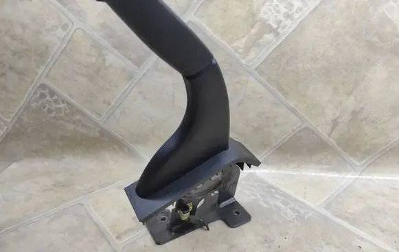 Hyundai Sonata Handbrake/parking brake lever assembly