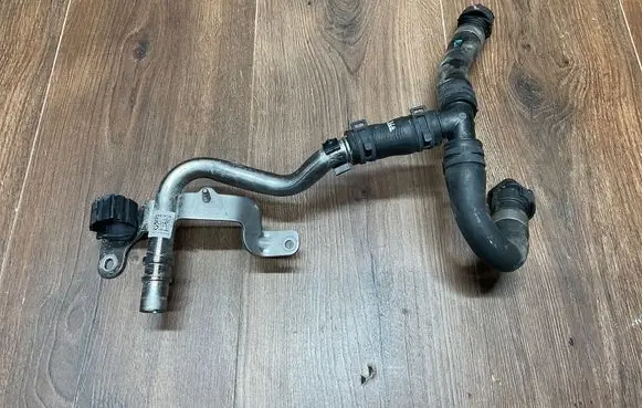 Land Rover Range Rover Velar Fuel return line/hose MX7318B402AA