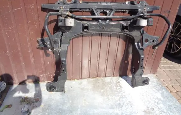 Mercedes-Benz B W245 Front subframe 1696200687