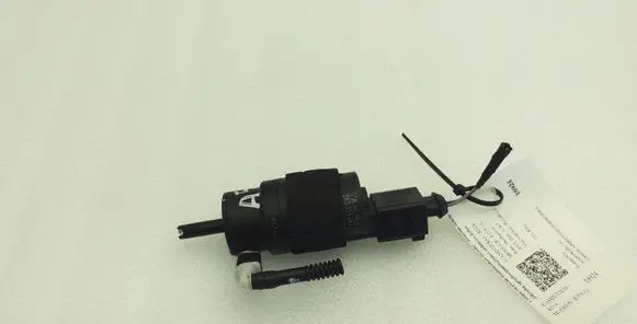 Audi A5 8T 8F Windscreen/windshield washer pump 8K5955647