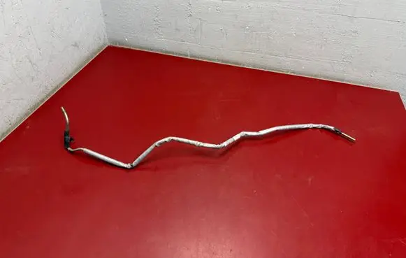 BMW X1 U11 Fuel line/pipe/hose 9468689