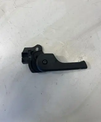 Land Rover Freelander 2 - LR2 Engine bonnet (hood) release handle
