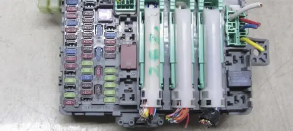 Honda CR-V Fuse box set