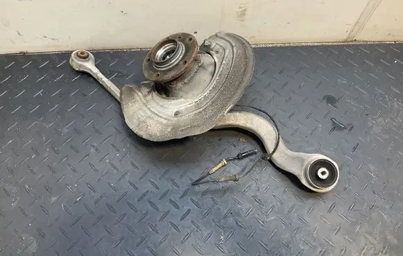 BMW 4 F36 Gran coupe Front wheel hub 6859004