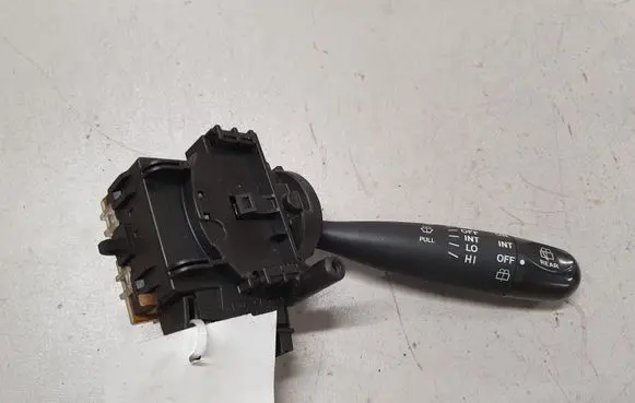 Toyota Corolla E120 E130 Wiper control stalk 42110 K11 173680