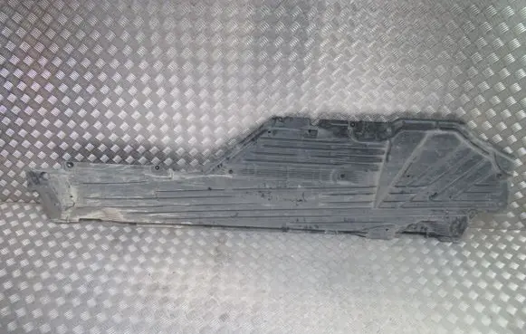 Mercedes-Benz C W206 Engine splash shield/under tray 