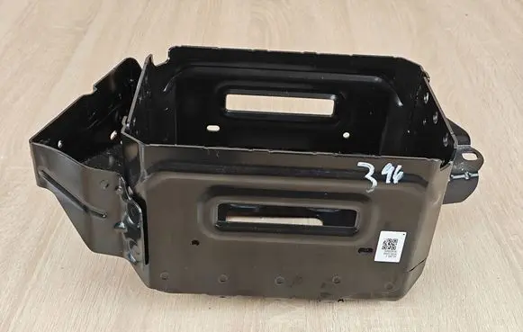 BMW X6 G06 Battery tray 8780794