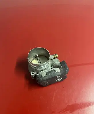 BMW X3 F25 Throttle valve 7597871 13547597871 A2C83004100