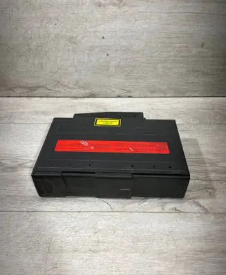 BMW 3 E90 E91 CD/DVD changer 6977759