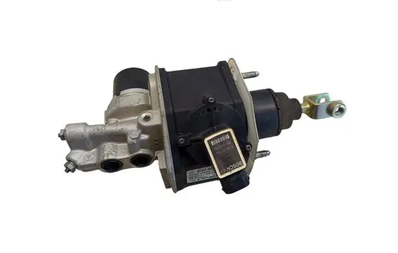 Mercedes-Benz E W211 Master brake cylinder 0204024105 0044032781203510 0160351